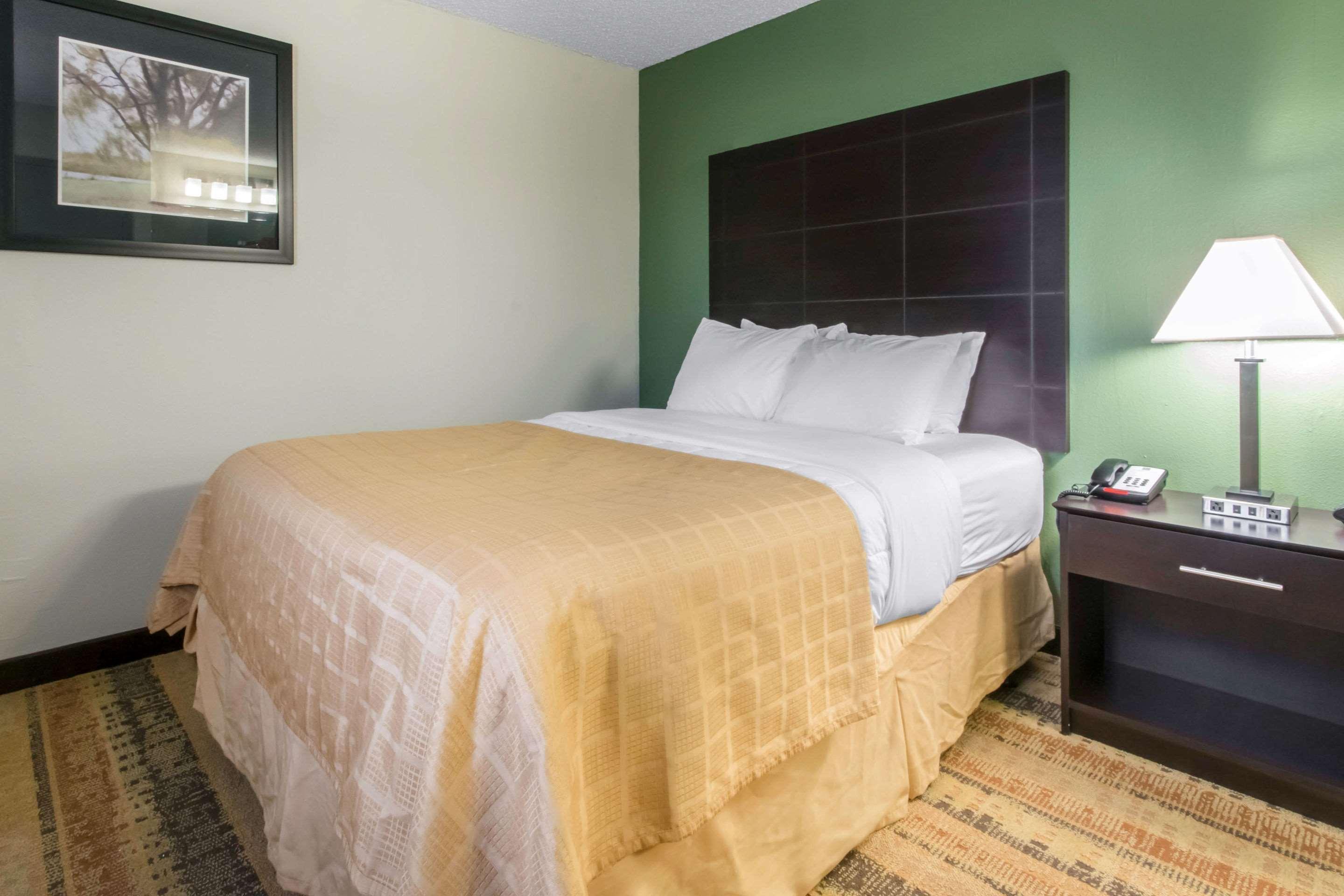 Quality Inn & Suites Horse Cave Esterno foto