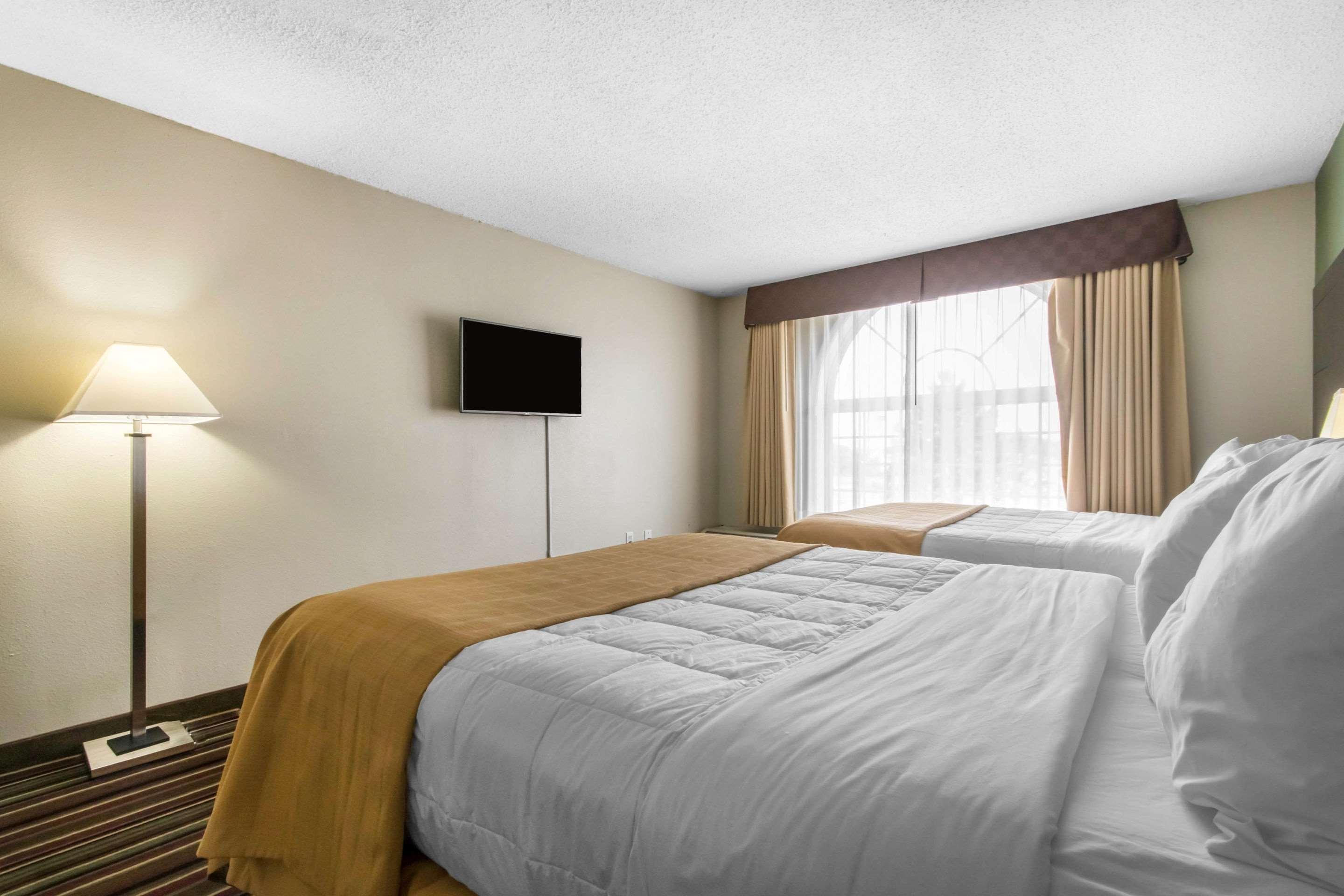 Quality Inn & Suites Horse Cave Esterno foto