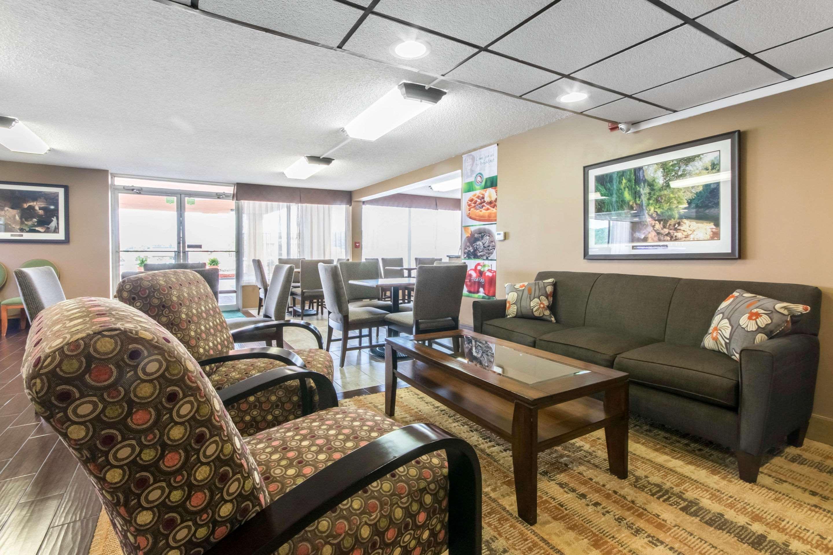 Quality Inn & Suites Horse Cave Esterno foto