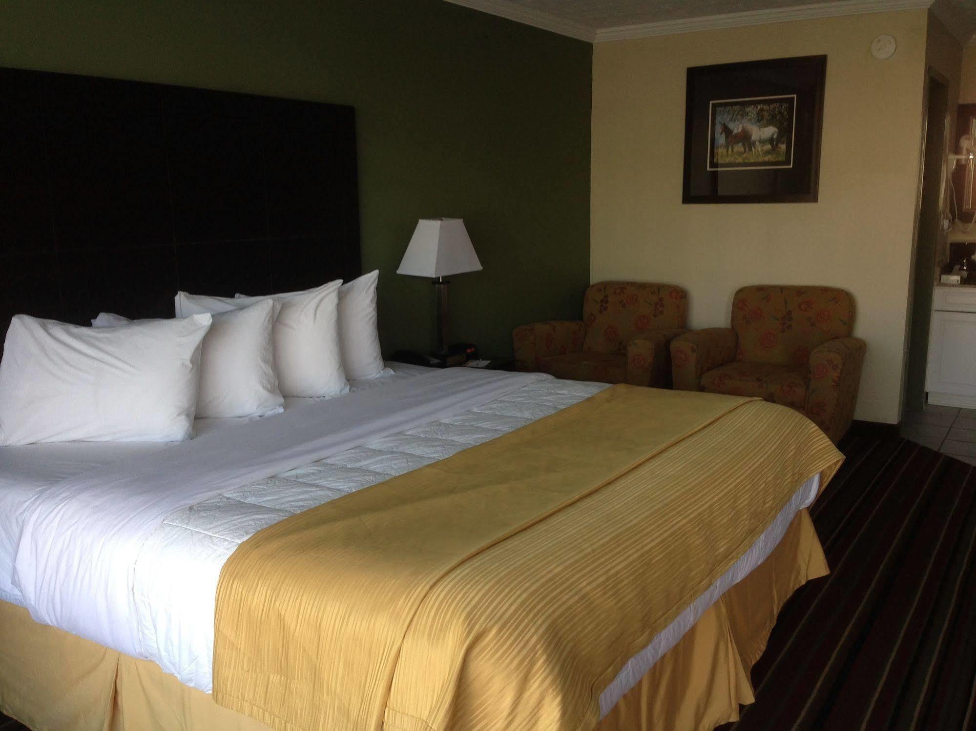 Quality Inn & Suites Horse Cave Esterno foto